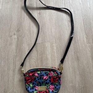 Betsey Johnson Floral Crossbody Bag – Blue Leopard Rose Print